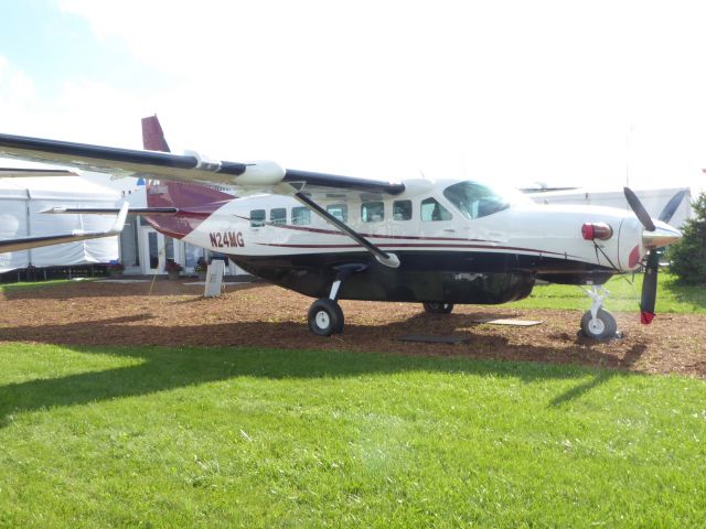 Cessna Caravan (N24MG)
