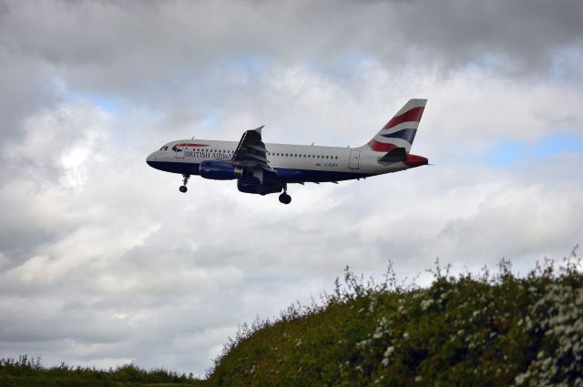 Airbus A319 (G-EUPT) - British Airways - A319-131 (G-EUPT) LHR - NCL route.