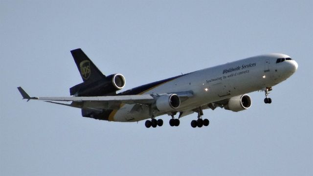 Boeing MD-11 (N276UP) - N276UP United Parcel Service (UPS) McDonnell Douglas MD-11 - cn 48579 / ln 599br /First Flight * Mar 1996br /Age 19.2 Yearsbr /20-Apr-2015 MD11/L Louisville Intl (KSDF) Metropolitan Oakland Intl (KOAK) 16:17 EDT 17:18 PDT 4:01