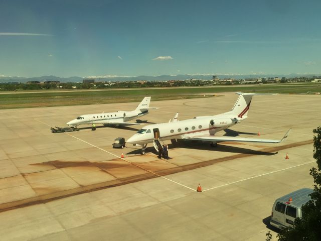 Gulfstream Aerospace Gulfstream 3 (N58AJ) - Doing a show-off at Centennial Airport