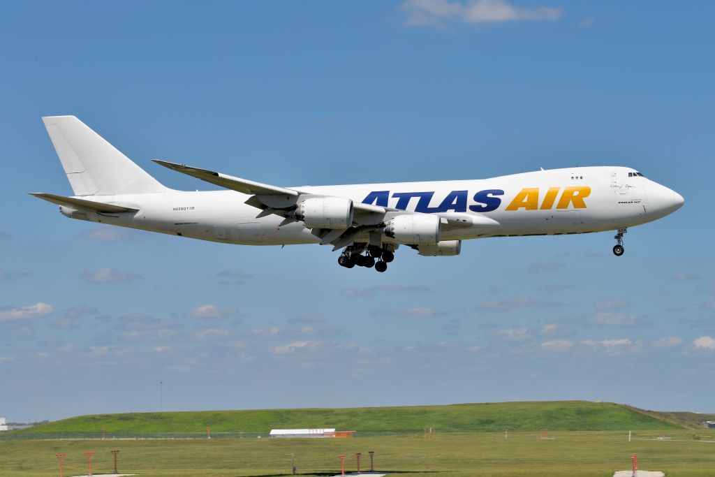 BOEING 747-8 (N859GT) - 10-C 08-16-21. This is the aircraft that was operating Atlas Air flight 5Y95 that suffered an engine fire on the #2 engine during initial climb after takeoff from runway 09 at Miami and captured inflight on fire in a dramatic dell phone video and posted online. Thankfully the aircraft was able to return safely with no loss of life or loss of the airframe. (01-19-24)