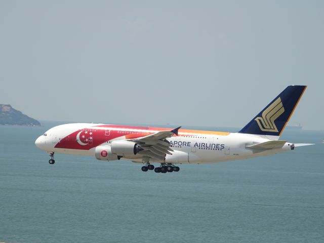 Airbus A380-800 (9V-SKJ)