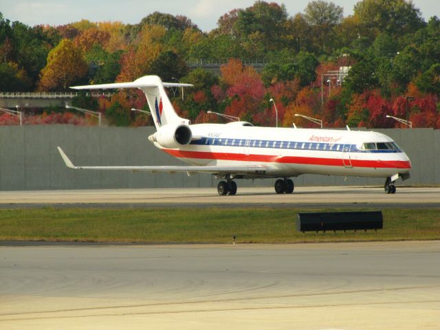 Canadair Regional Jet CRJ-700 (N504AE)