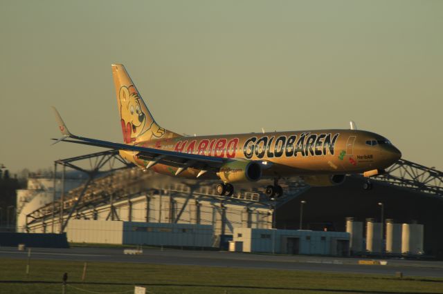 Boeing 737-800 (D-ATUD)