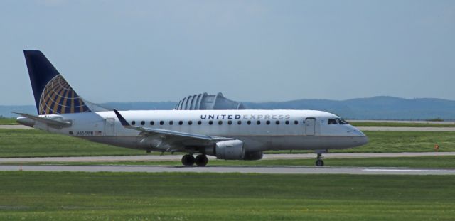 Embraer 170/175 (N855RW) - Shown here is a 2005 United Airlines Express Embraer 170SE in the Spring of 2024.