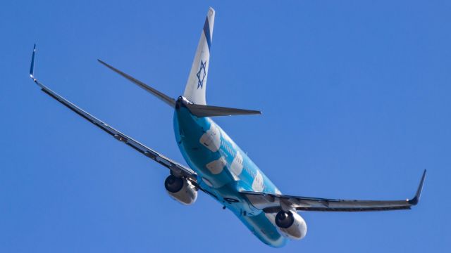 Boeing 737-800 (4X-EKT)