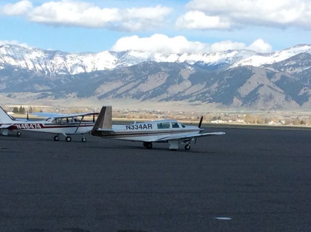 Mooney M-20 (N334AR)