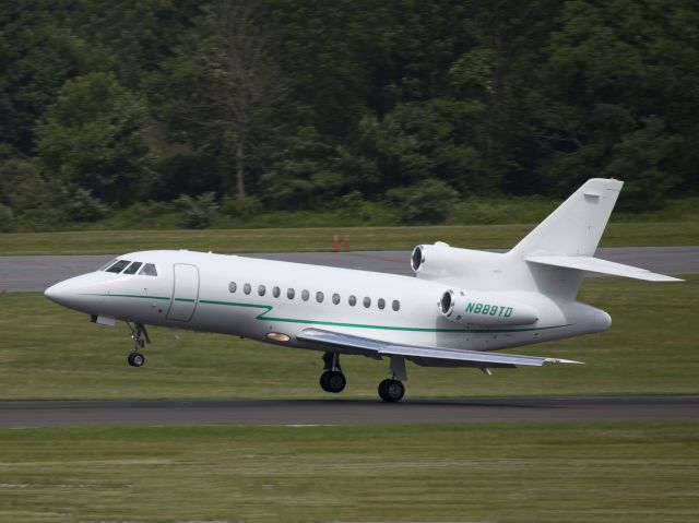 Dassault Falcon 900 (N889TD)