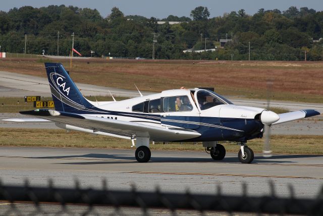 Piper Cherokee (N103AV) - This photo was taken a few seconds before this one: https://flightaware.com/photos/view/12228017-285186dc5be11de532c8376b7ed18b04e032816c/aircraft/N103AV/sort/votes/page/1br /The co-pilot was motioning to me to get my attention to take a picture of him waving. (IMO)br /Photo taken on 10/7/2020.