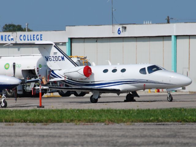 Cessna Citation Mustang (N620CM) - Cessna demonstrator visiting CYKZ.    http://flightaware.com/live/flight/N620CM/history/20090909/1730Z/CYKZ/KTEB  photo taken 09/09/09