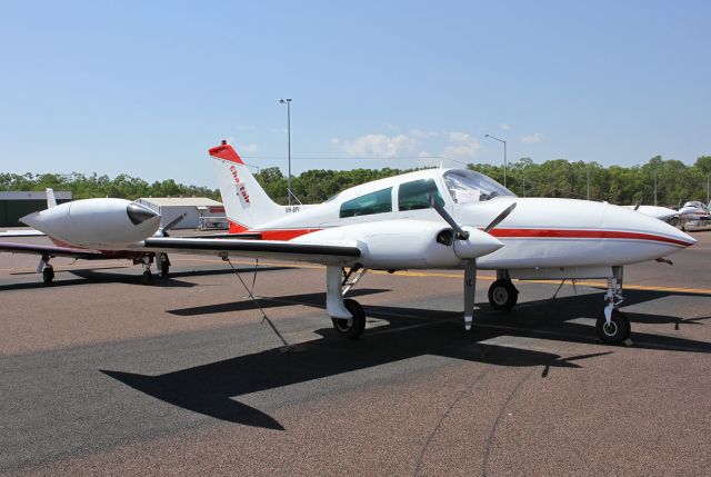 Cessna 310 (VH-BPI)
