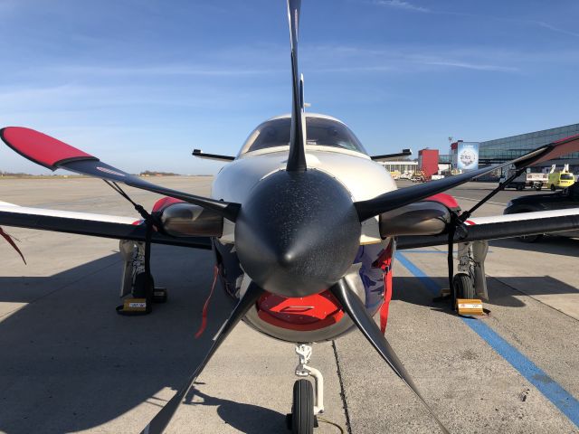 Socata TBM-850 (F-HBGE) - Avant "déballage" pour le départ.