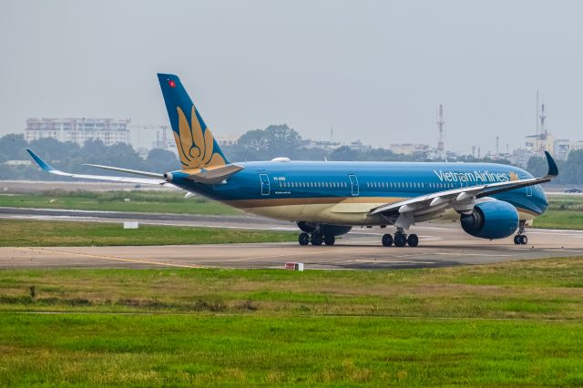Airbus A350-900 (VN-A899)