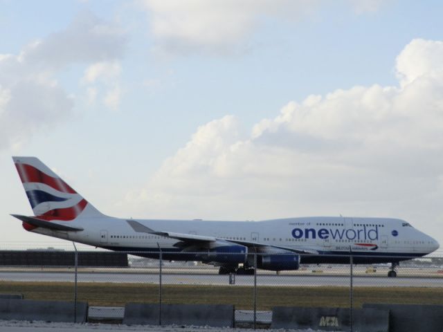 Boeing 747-400 (G-CIVL)