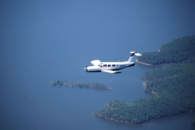 Piper Saratoga (N3CG)