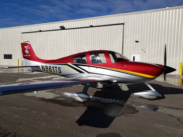 Cirrus SR-22 (N861TS)