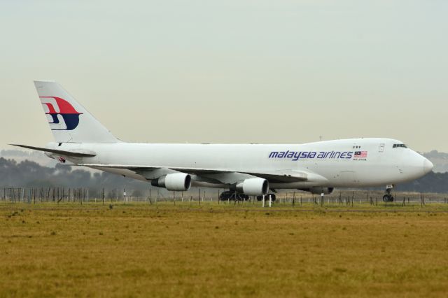 Boeing 747-400 (9M-MPS) - Malaysia flight MAL6403 taxiing to the apron at Avalon Airport