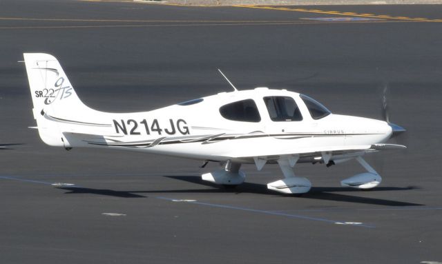 Cirrus SR-22 (N214JG)