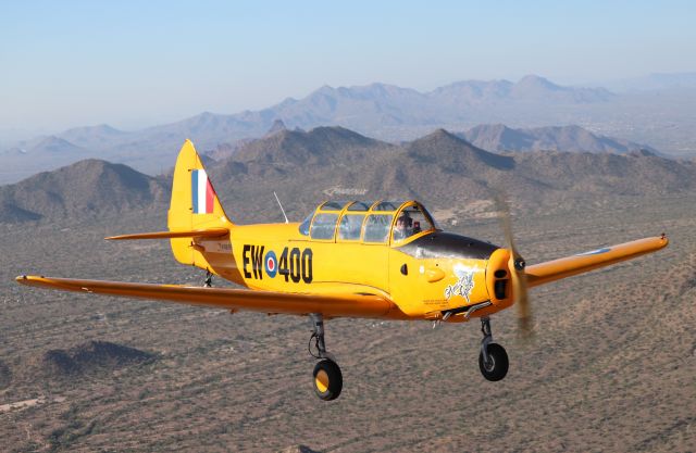 N9165H — - Flying a 100-year-old WWII veteran