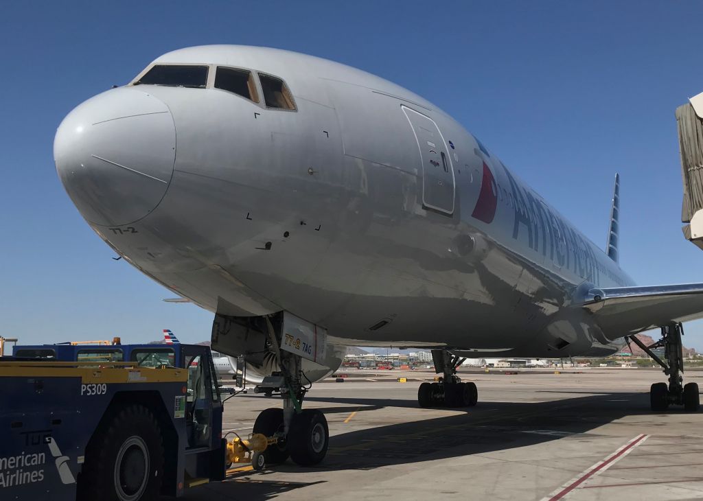 Boeing 777-200 (N776AN) - phx T4 bravo 25 phxlhr 31mar19