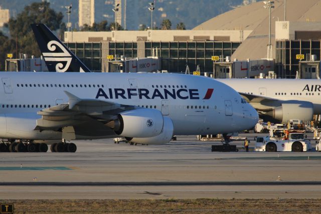 Airbus A380-800 (F-HPJE)