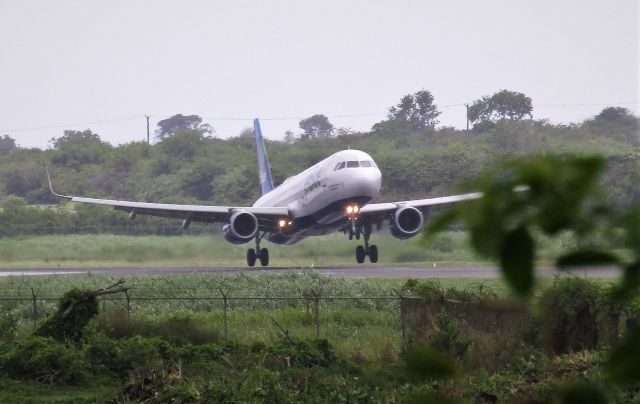 Airbus A321 (N955JB)