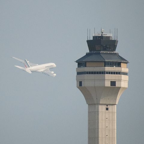 Airbus A380-800 — - A380-800  AFR  KIAD  20110904