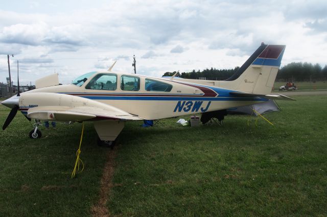 Beechcraft Baron (58) (N3WJ)