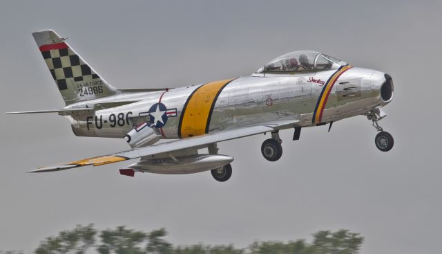 North American F-86 Sabre (N188RL)