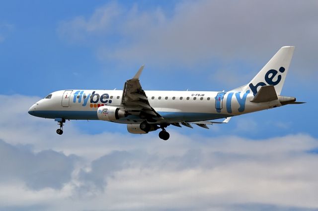 EMBRAER 175 (long wing) (G-FBJB)