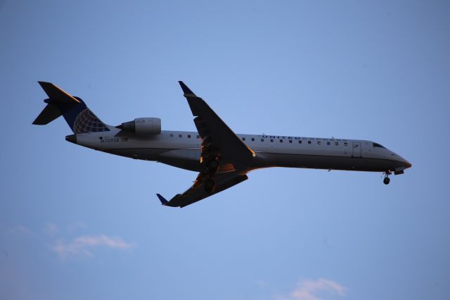 Canadair Regional Jet CRJ-700 (N709SK)