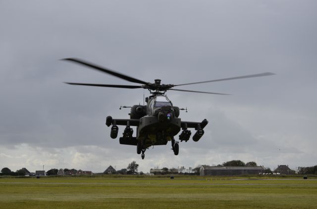 Boeing Longbow Apache (Q80)