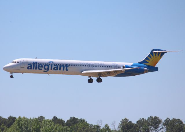 McDonnell Douglas MD-83 (N877GA) - At Shreveport Regional.