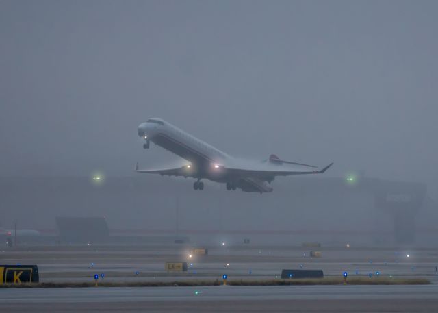 Canadair Regional Jet CRJ-900 —