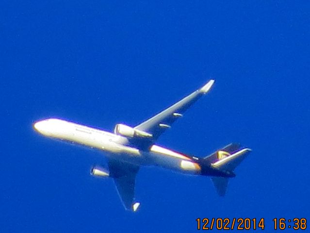 BOEING 767-300 (N331UP) - UPS flight 2916 from SDF to LGB over Baxter Springs Kansas (78KS) at 34,000 feet.