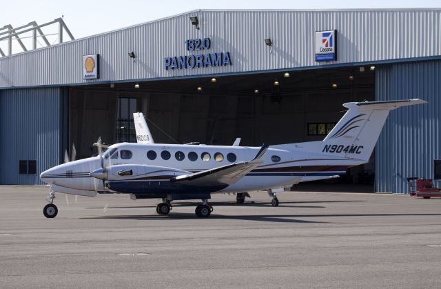 Beechcraft Super King Air 350 (N904MC)