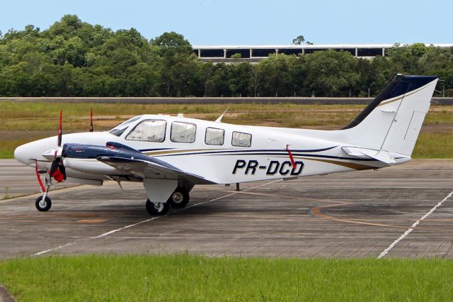 Beechcraft Baron (58) (PR-DCD)