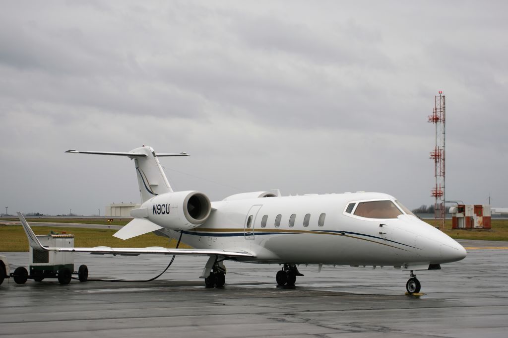 Learjet 60 (N9CU)