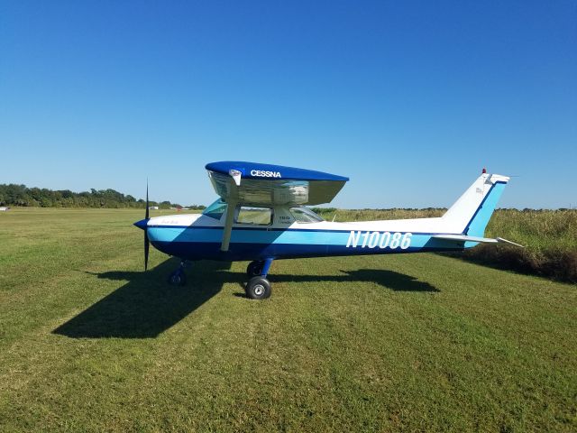 Cessna Commuter (N10086) - Airport Manatee cookout. 48X