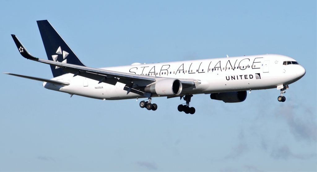 BOEING 767-300 (N653UA) - Taken from the theshold of 09L