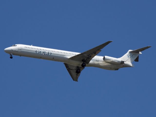 McDonnell Douglas MD-83 (FAO772)