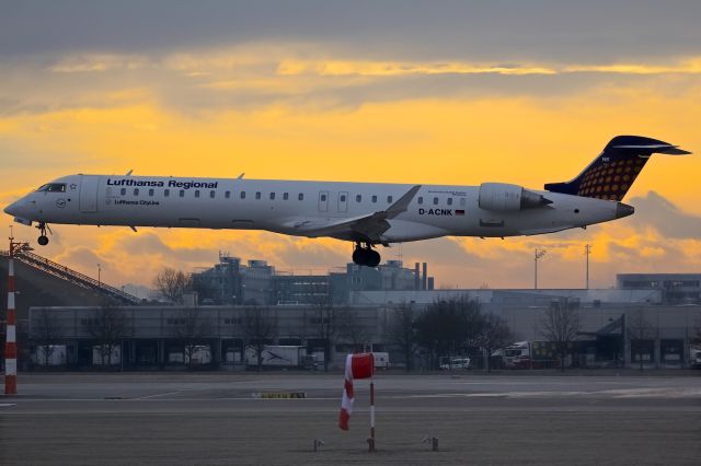 Canadair Regional Jet CRJ-900 (D-ACNK)