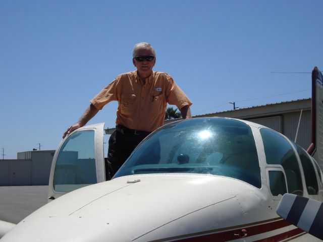 N2762Y — - Beechcraft Travel Air 1958 at Fallbrook Airpark (San Diego County).  Dad with his second love! With the supervision of his A&P mechanic friend, Dad completely re-furbished this aircraft himself.