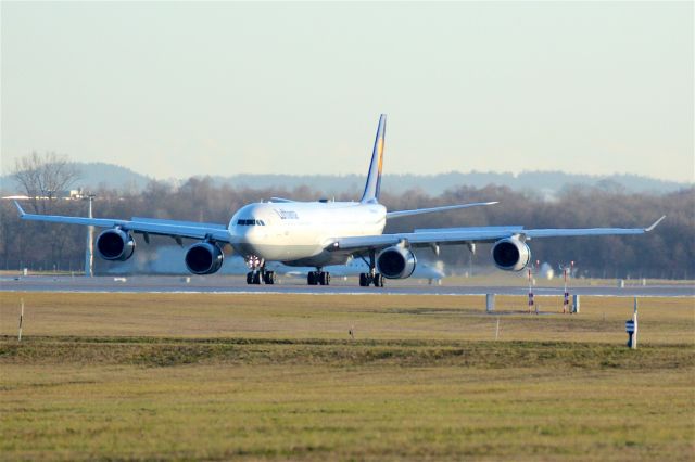 Airbus A340-600 (D-AIHH)