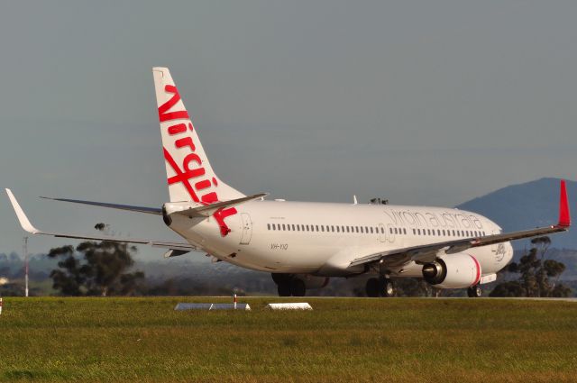 Boeing 737-800 (VH-YIQ)