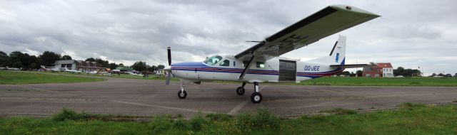 Cessna Caravan (OO-JEE)