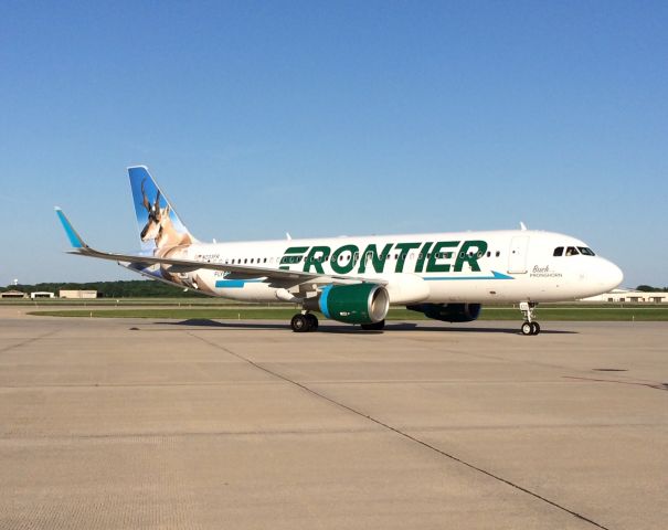 Airbus A320 (N233FR)