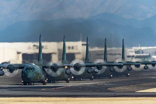 Lockheed C-130 Hercules —