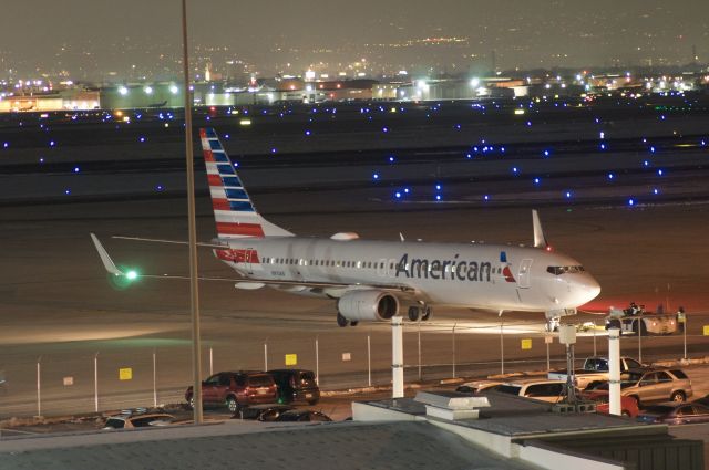 Boeing 737-800 (N910AN) - My first try at night photography, best viewed in full. 