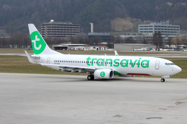 Boeing 737-800 (PH-HXB)